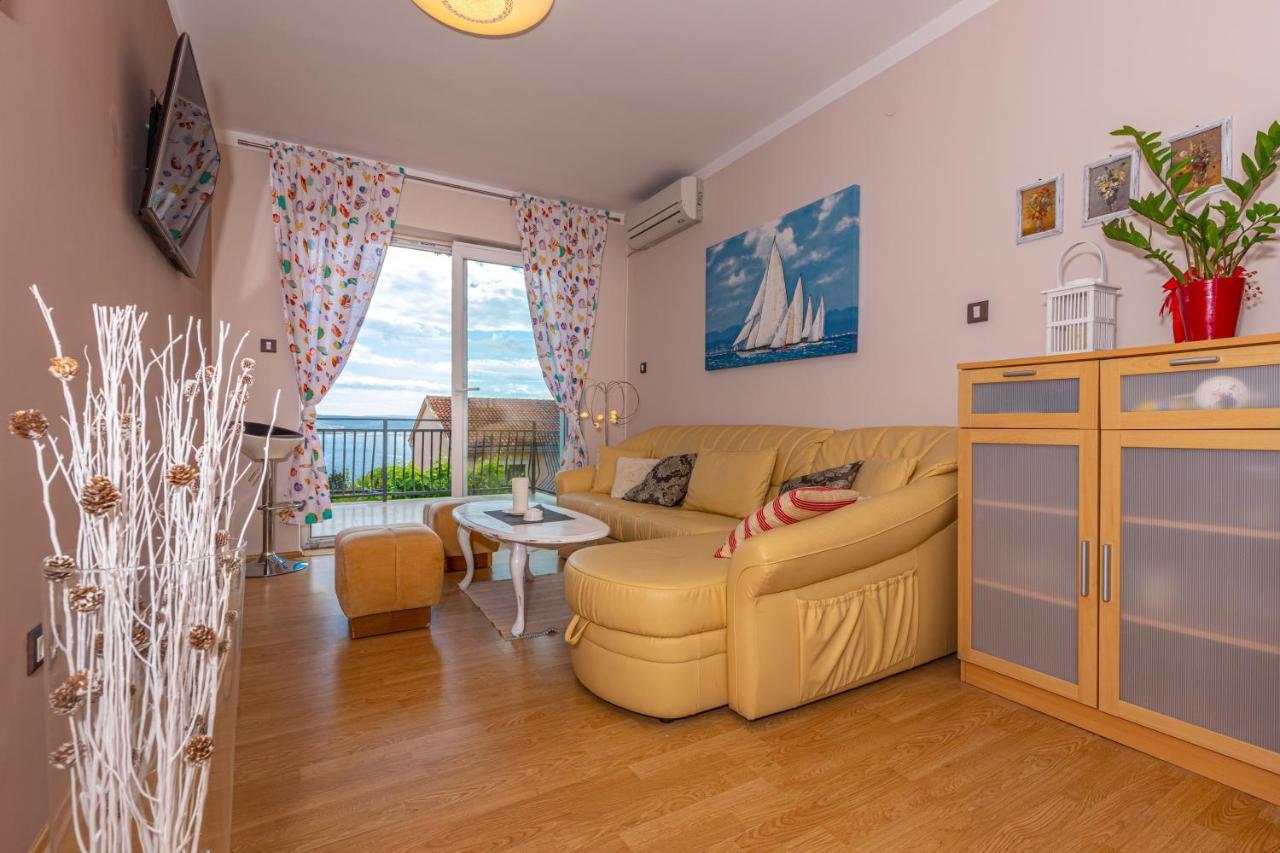 Apartmani Jasminka Dramalj Buitenkant foto