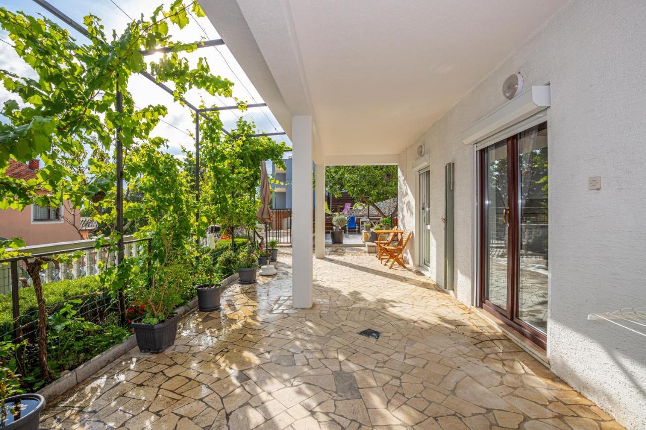 Apartmani Jasminka Dramalj Buitenkant foto