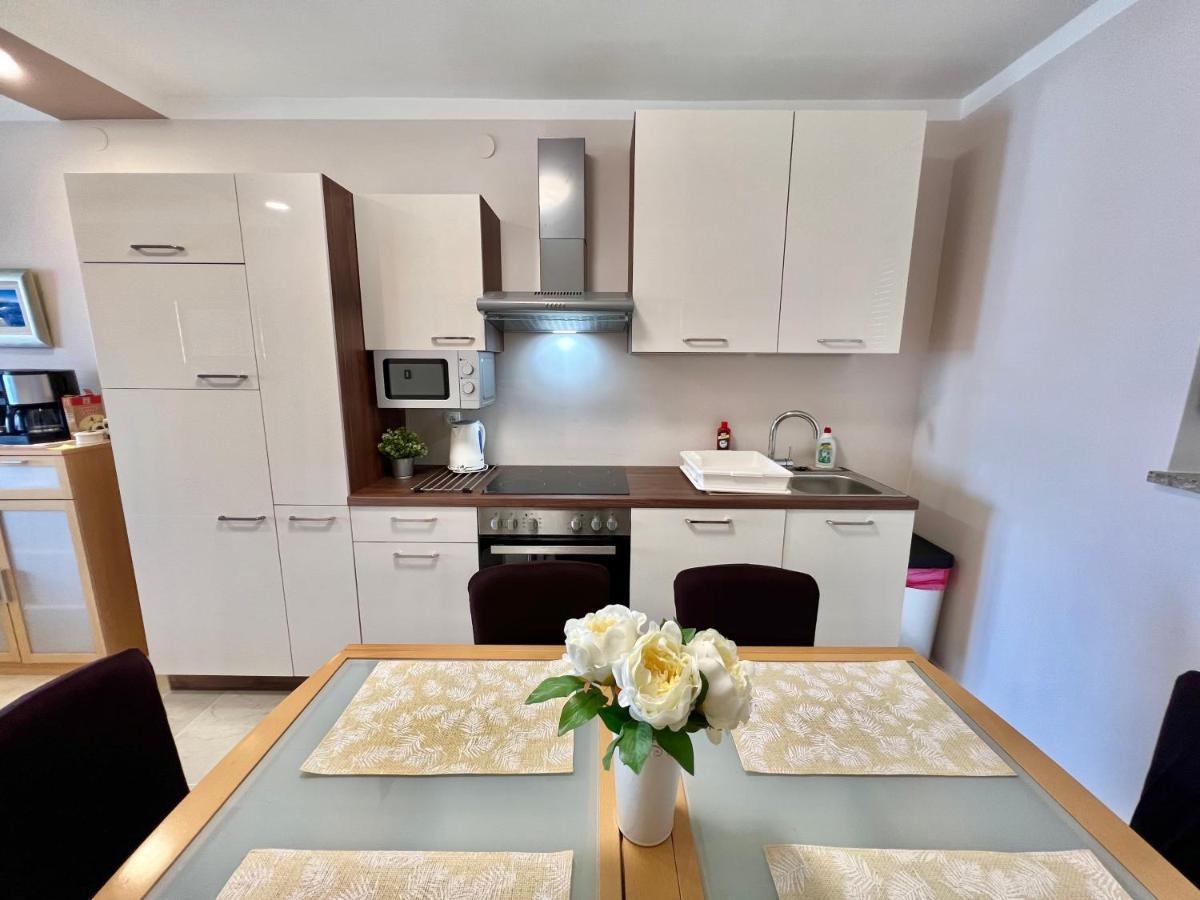 Apartmani Jasminka Dramalj Buitenkant foto